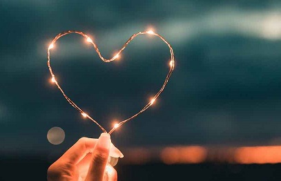 7 Hadits Nabi tentang Cinta